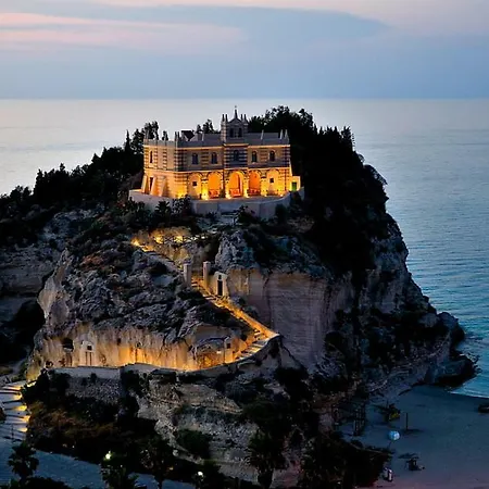 A Pochi Passi Dal Mare * Tropea